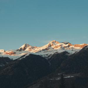 中国女人艳情快播
